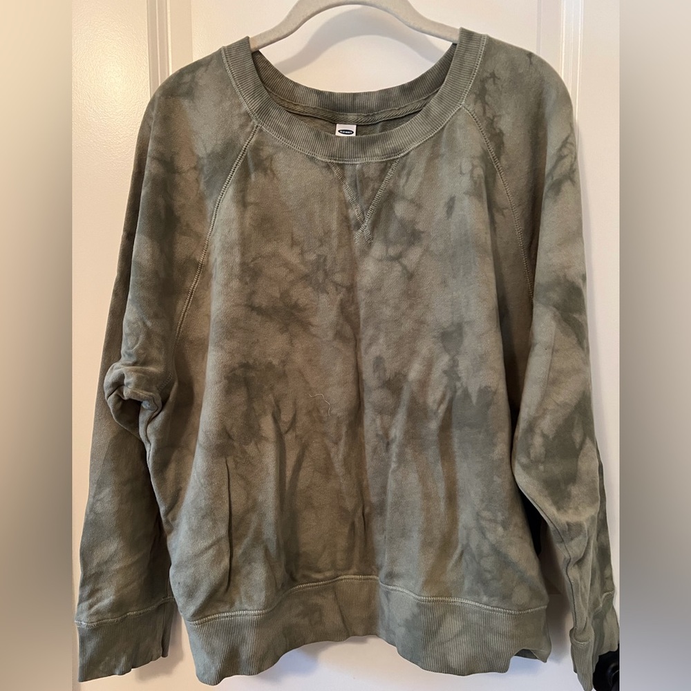 Old Navy Tie-dye Lightweight Sweatshirt